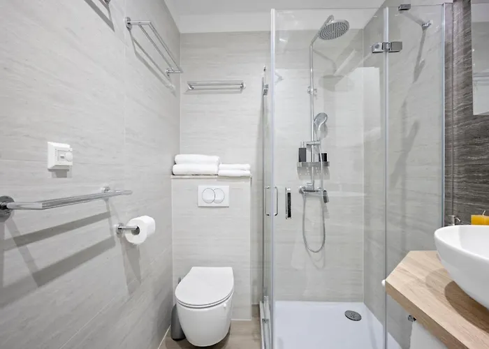 Urban Loft Next To The Τρογκίρ