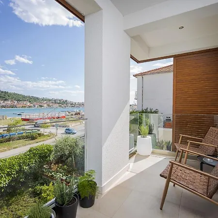 Urban Loft Next To The شقة *