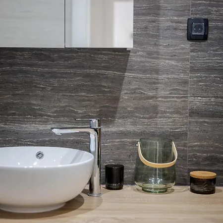 شقة Urban Loft Next To The *